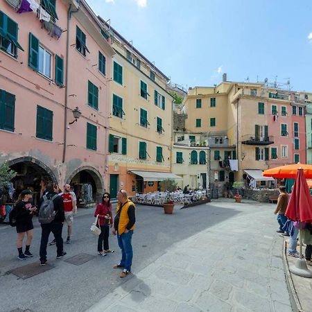 Joivy Family Flat With Little Patio, Cinque Terre Apartment Вернаца Екстериор снимка