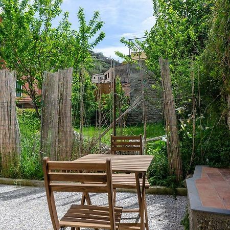 Joivy Family Flat With Little Patio, Cinque Terre Apartment Вернаца Екстериор снимка
