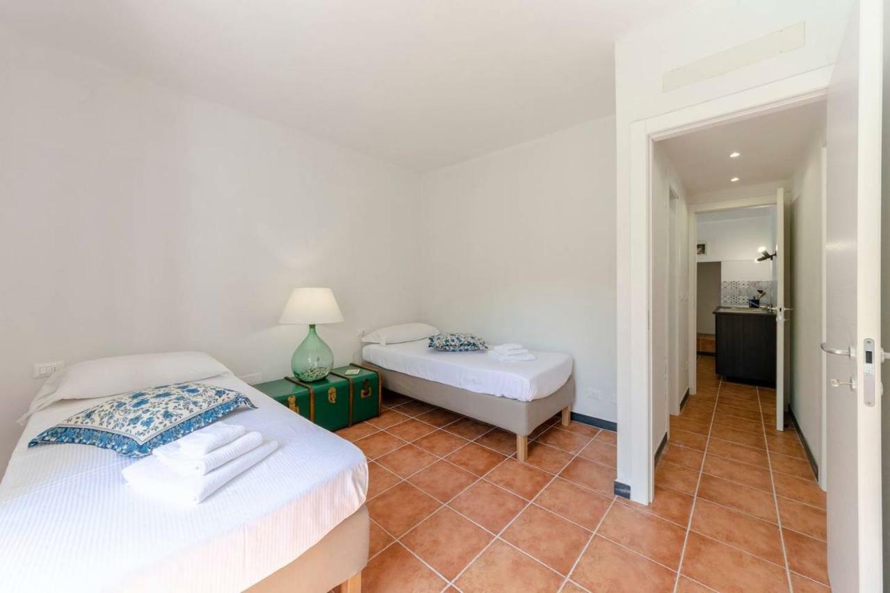 Joivy Family Flat With Little Patio, Cinque Terre Apartment Вернаца Екстериор снимка