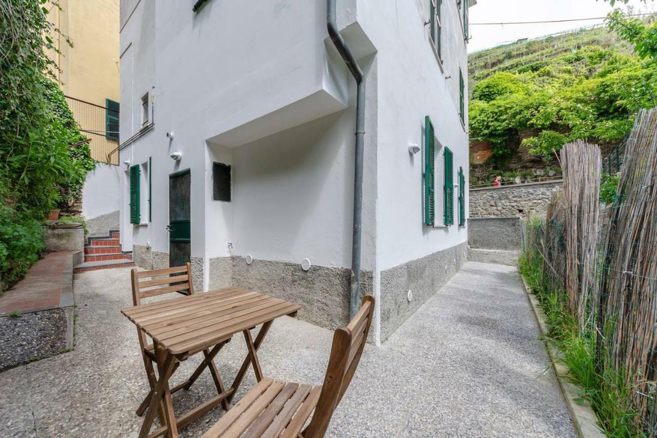 Joivy Family Flat With Little Patio, Cinque Terre Apartment Вернаца Екстериор снимка